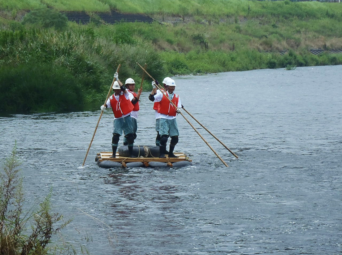 小矢部川筏下り